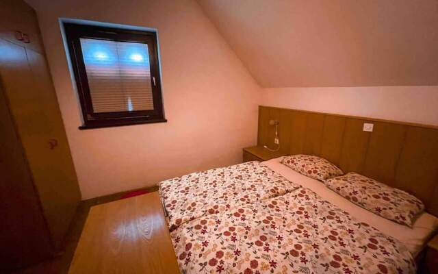 Lovely 2-bedroom House in Terme Catez