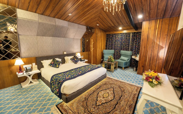 Hotel Snowland Srinagar