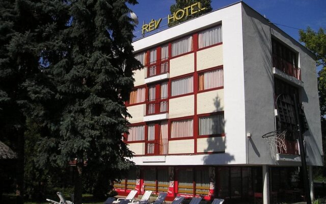 Hotel Hostel Rév Balaton