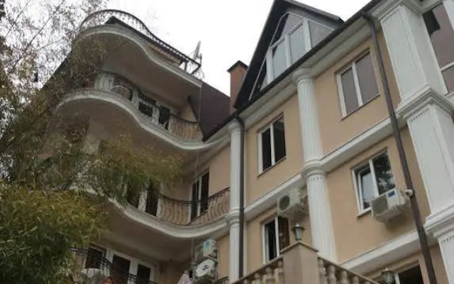 Bella Guest House