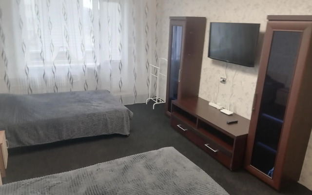 Апартаменты ТРЕШКА на улице Жукова 3