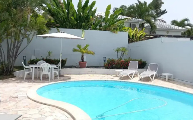 Gîte tout confort avec piscine