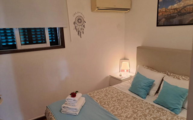 Local 4 Dreams Guesthouse