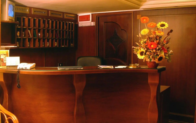 Smart Station Hotel