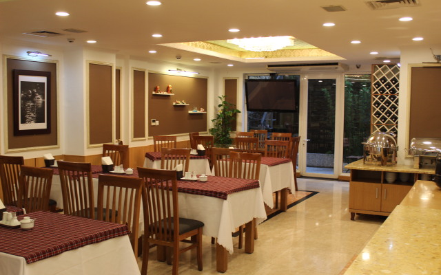 Luxor Boutique Hotel