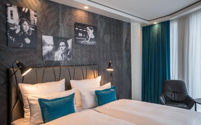 Motel One Berlin - Upper West