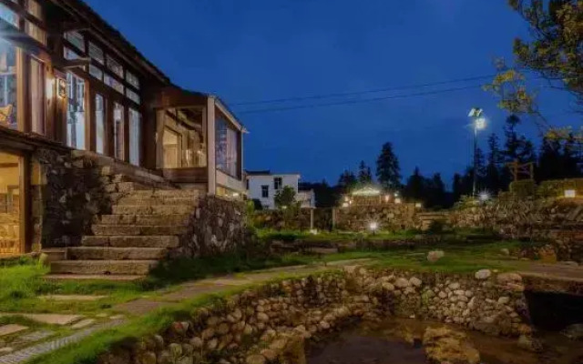 Shuipuli Xiaoxigu Boutique Hostel