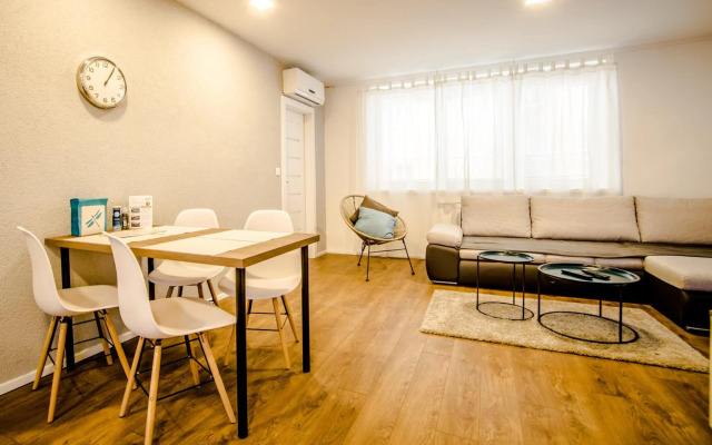 Central apartments by Kovee