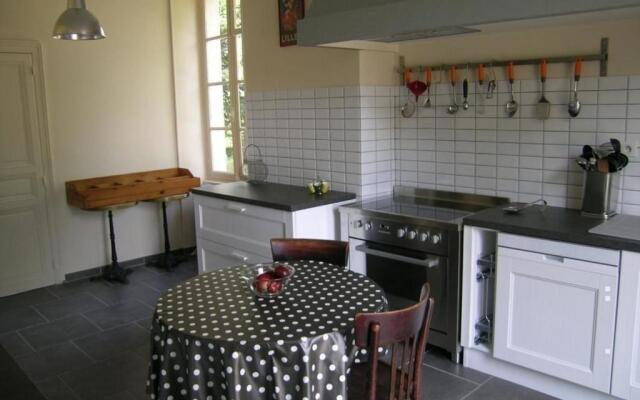 Gîte Cérilly, 5 pièces, 8 personnes - FR-1-489-100