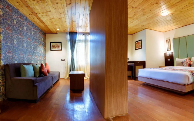 Udaan Woodberry Hotel & Spa