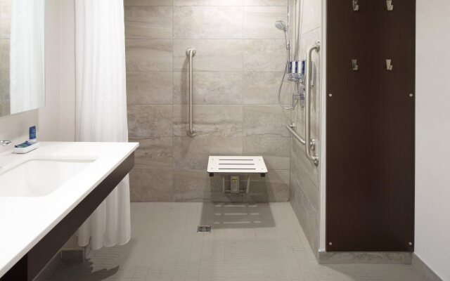 Four Points by Sheraton Levis Convention Centre