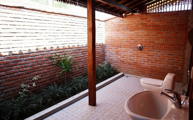 The Tetamian Bali