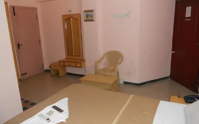 Aishwariya Park Hotel