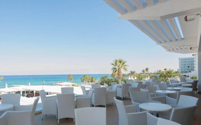 Vrissiana Boutique Beach Hotel