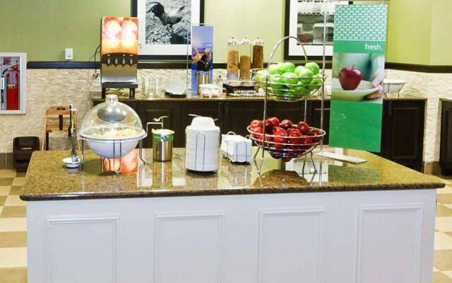 Hampton Inn & Suites Exeter