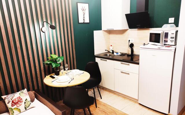 Apartments on Melnikaite street 144k1