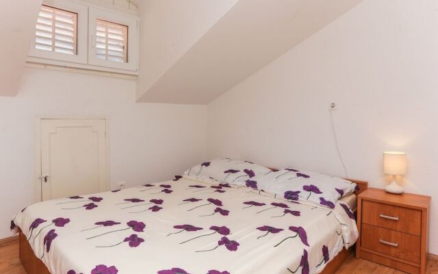 Apartment Larica