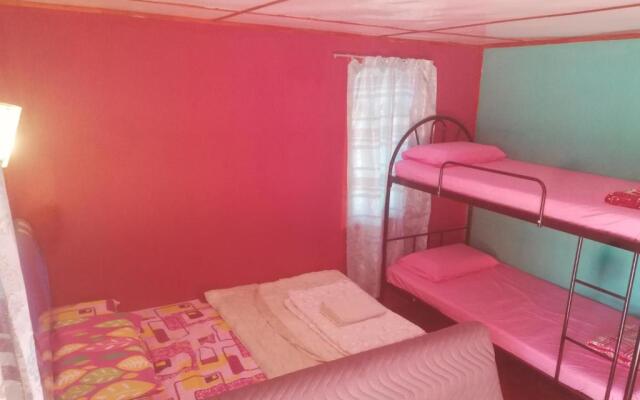 Strawberry Rest House Mesilou Kundasang