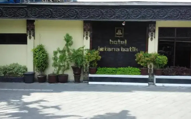 Istana Batik Ratna