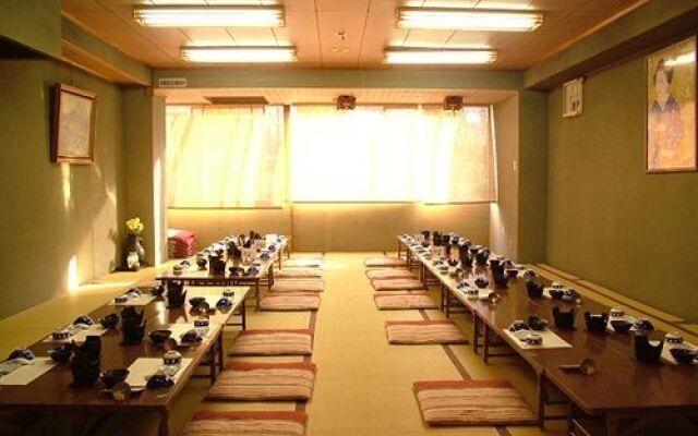 Hotel Tomiya With Ms