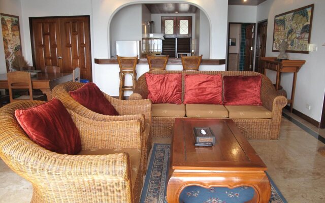 Grand Villa La Perla