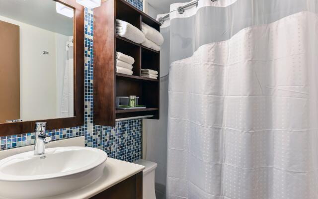 Holiday Inn Express Washington DC N-Silver Spring by IHG