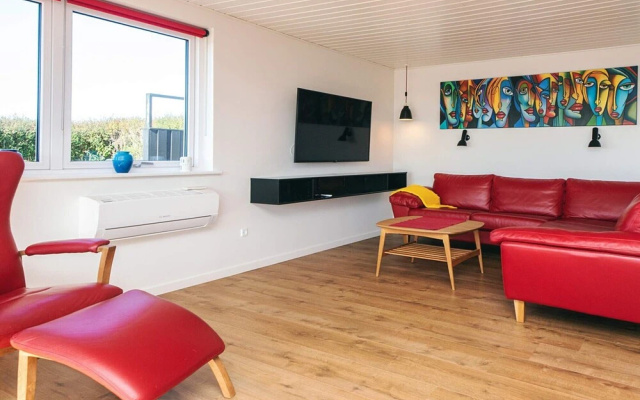 6 Person Holiday Home in Ebeltoft