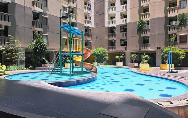 OYO 93365 Apartement Gateway By Sarana Cipta Mahakarya Ii