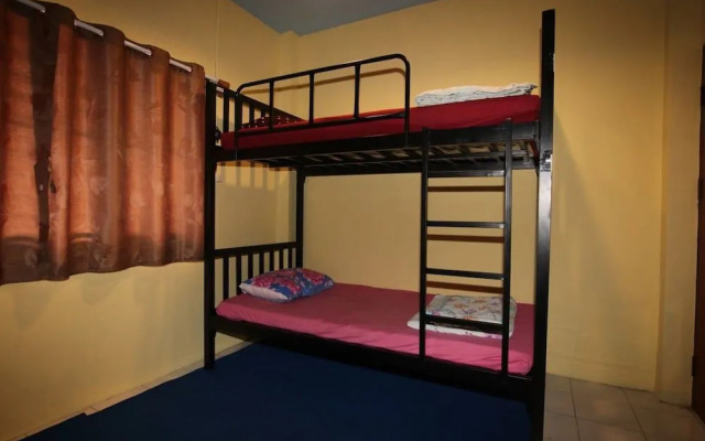 OneIsra Hostel