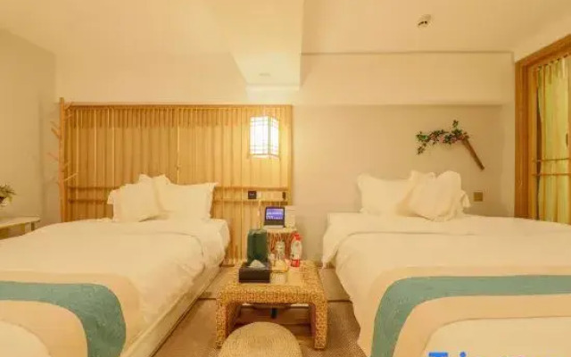 YunMan Hotel (Economic Development Kunming University)
