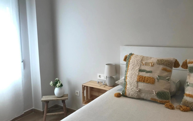 Apartamento equipado playa Valencia OnesDeMar