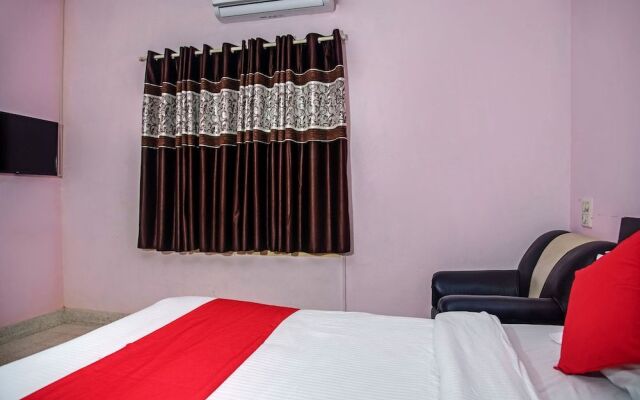 Oyo 49581 Hotel Prince Delight