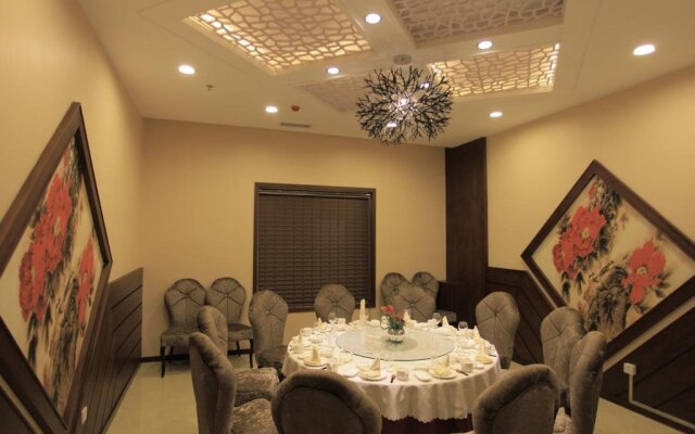 Huafeng Hotel