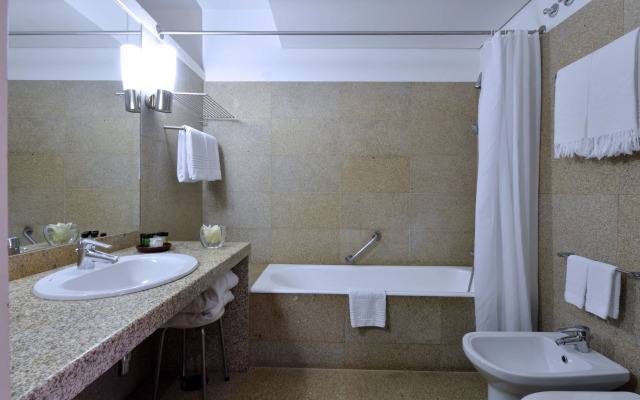 Pousada Mosteiro de Guimarães - Monument Hotel