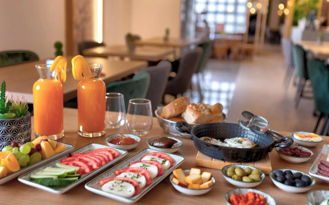 Hotel Sinan Han
