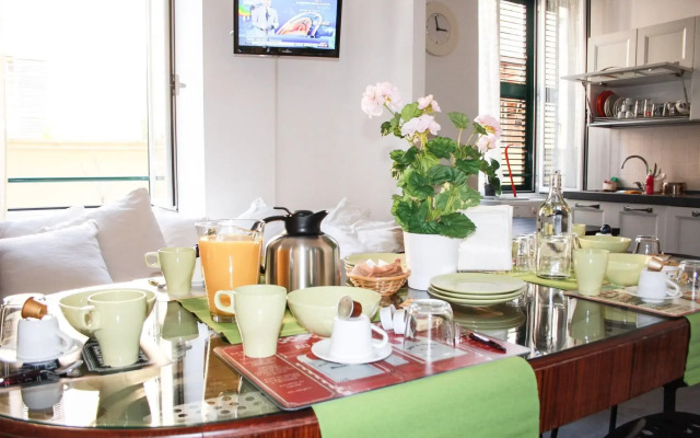Salotto Piramide B&B Hotel