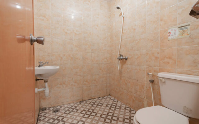 RedDoorz Syariah near Regol Park Bandung