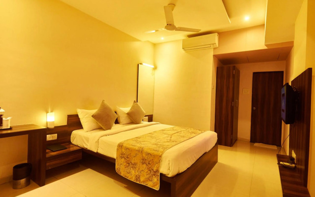 Hotel G-Square