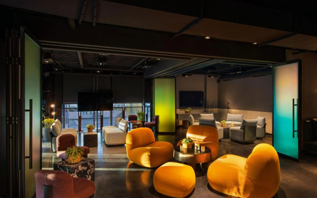 Moxy Downtown Los Angeles