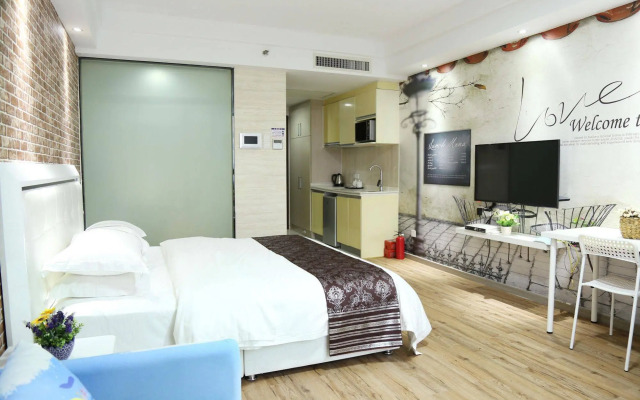 Yicheng Hotel East Railway Station