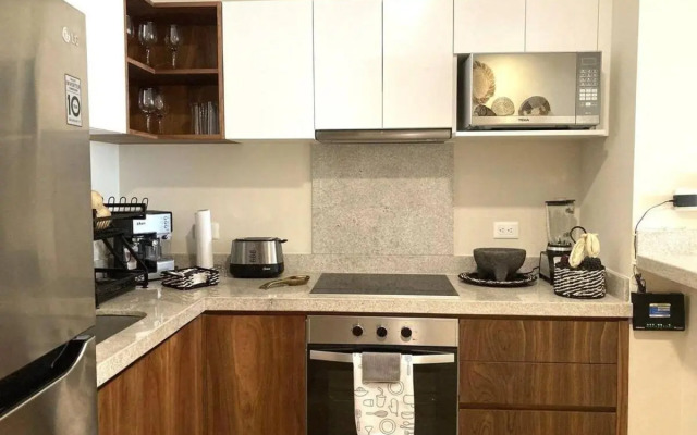 Lafi's House - 2 Bedrooms Luxury Apartment with Top LX Amenities