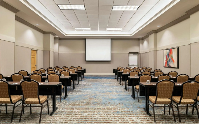 Embassy Suites by Hilton Columbus Dublin