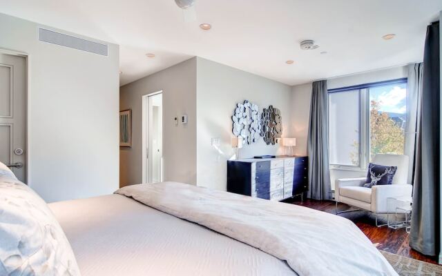 Vail Mountain Lodging by East West Hospitality