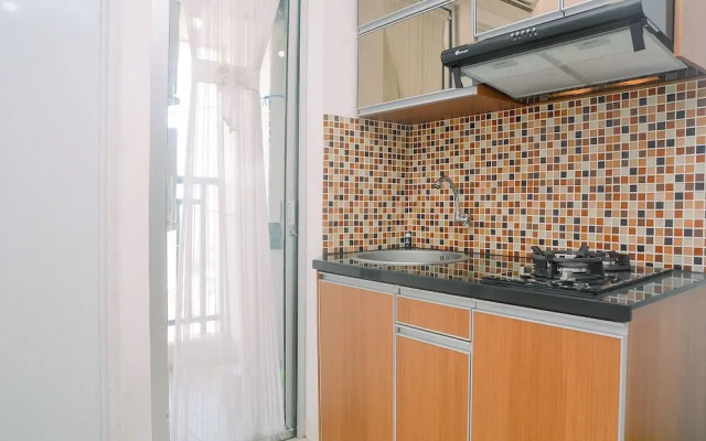 Comfortable and Fully Furnished 2BR Bassura City Apartment