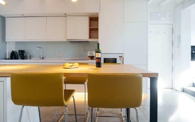 HOMEABOUT CHUECA Apartment