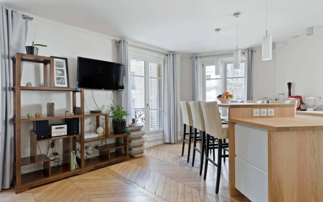 Family Apartment in the Heart of Paris