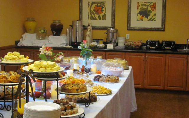 Holiday Inn Express and Suites Ontario Airport by IHG