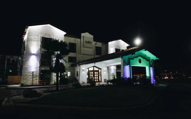 All Seasons Inn & Suites