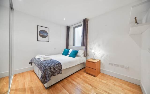 2 Bed Executive Apartment Near Camden Market with WiFi