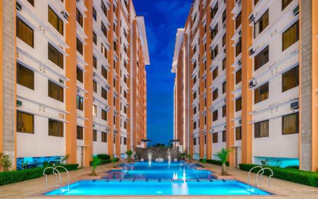 Paseo Verde Condominium